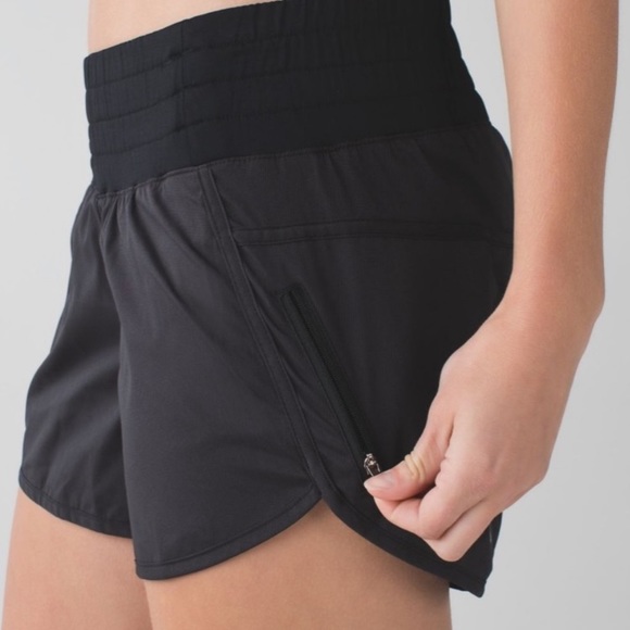 lululemon athletica Pants - Lululemon Athletica Tracker Running Short Size 4